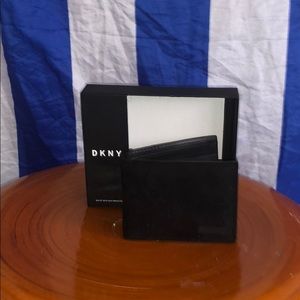 DKNY Wallet